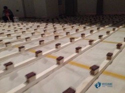 定做運(yùn)動場館木地板哪個牌子較環(huán)保