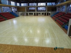 ��ľ�\�ӈ��^ľ�ذ屣�B(y��ng)����